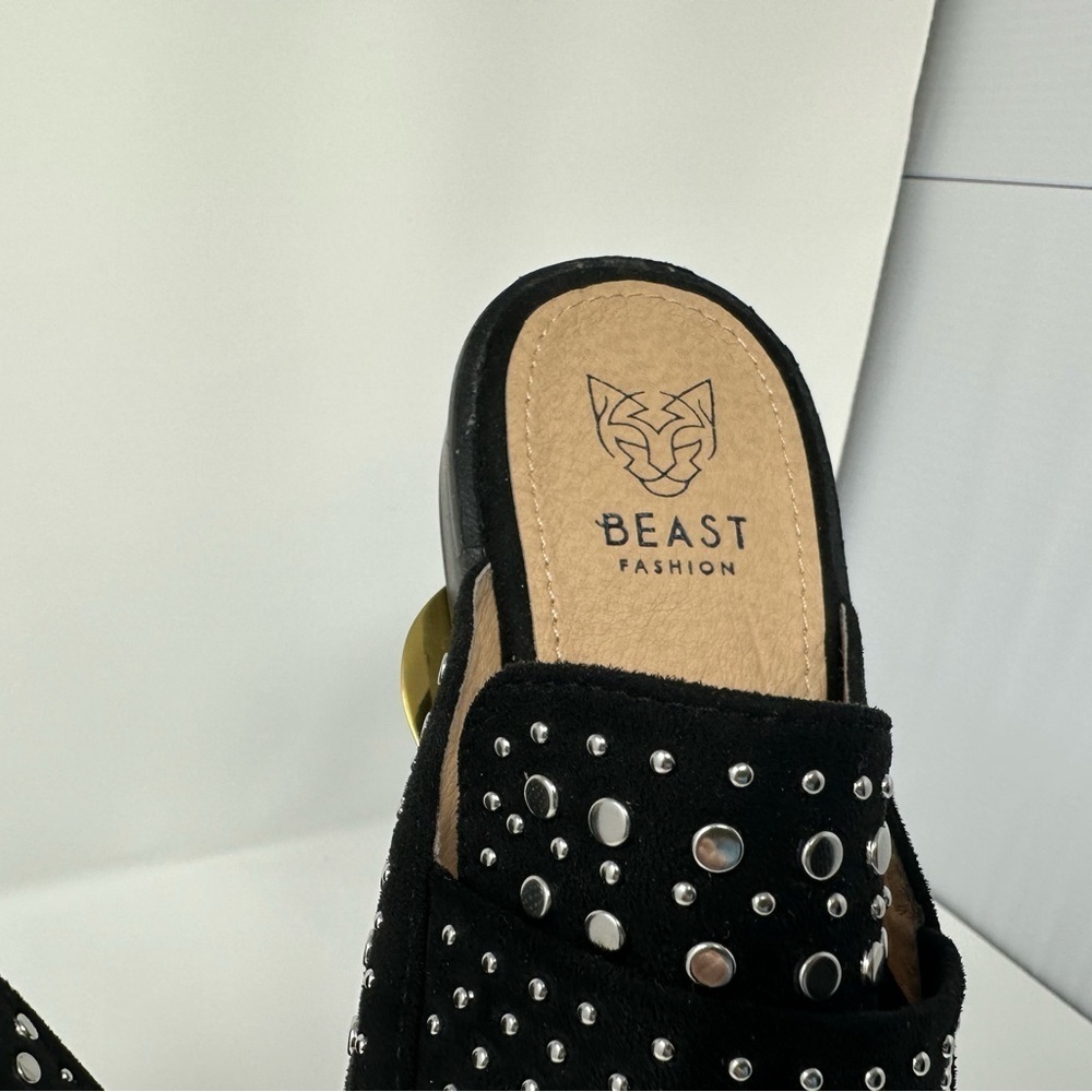 Like new Beast Fashion Velvet Studded mules - Picture 3 of 7